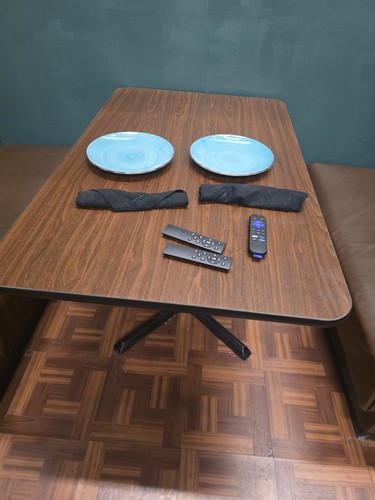 Restaurant bar diner tables - bar,