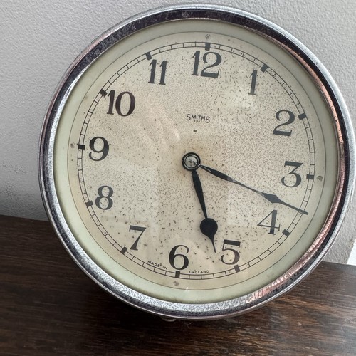 Vintage smiths day bakelite - 8,