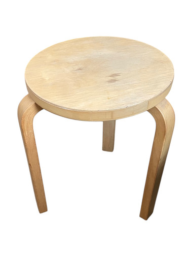 Alvar aalto artek stool 60 - an,
