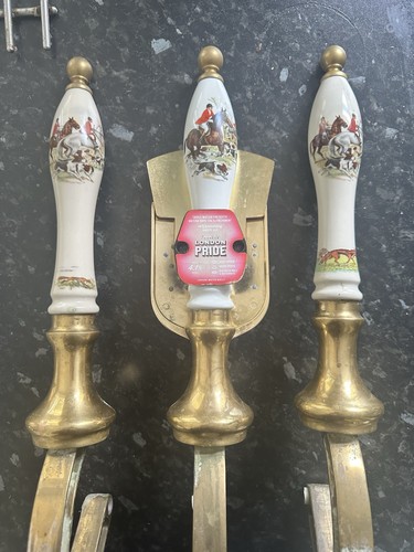 Vintage solid brass pub - brass,