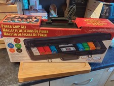 Poker chip set with 400