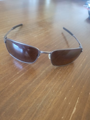 Oakley square wire titanium - square,