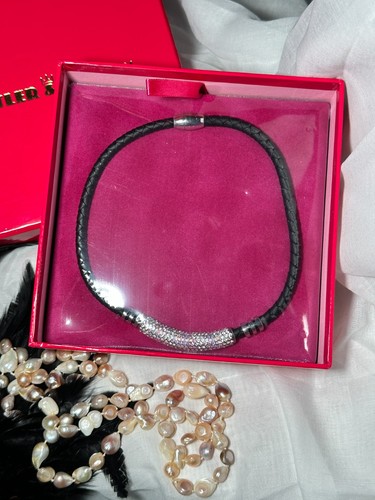 Butler wilson rhinestone bar - &,