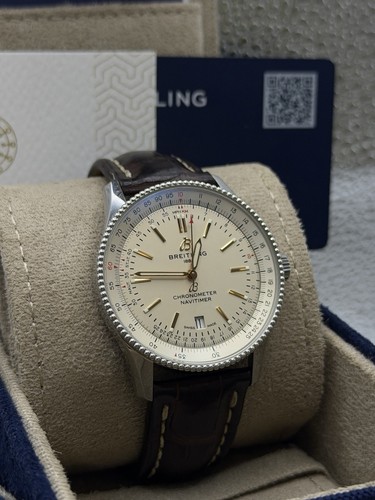 2022 white breitling navitimer - breitling,