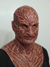Roberto Silicone Freddy