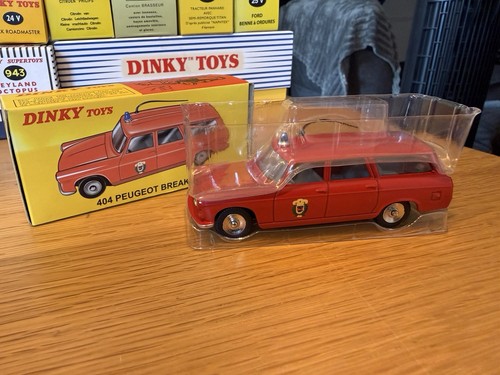 A40 dinky toys - a40,