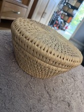 Vintage Storage Wicker Basket With Lid Floral Lining 
