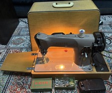 Singer Vintage Sewing Machine