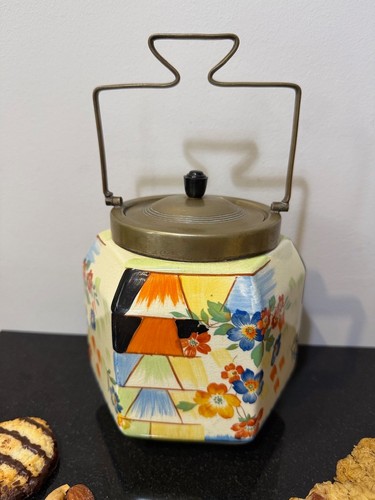 Vintage parrot company - &,
