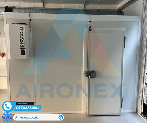 Cold room walk - walk, freezer