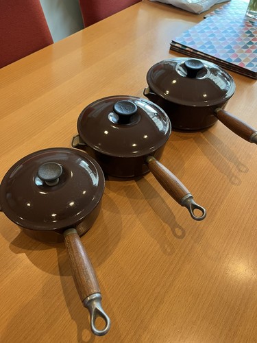 Creuset set cast iron - of,