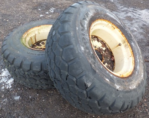 400 70r20 goodyear - 24, pair