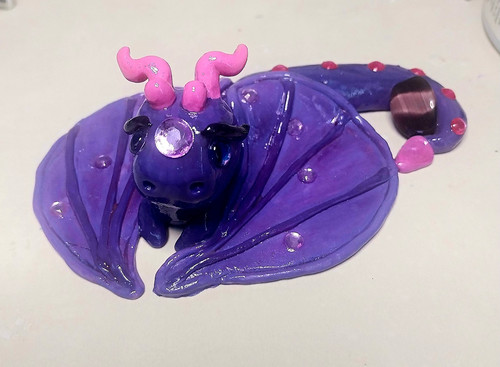 Purple dragon figurine - purple,