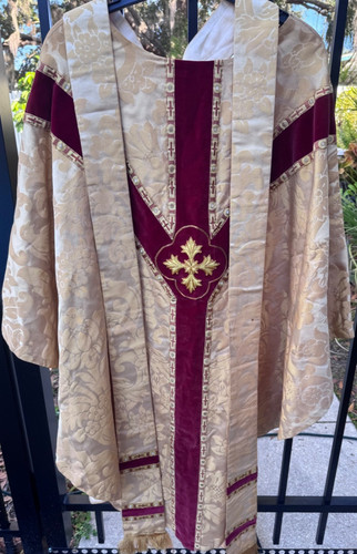 Priest vestment chasuble - priest,
