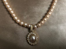 VINTAGE Cream Faux Pearl