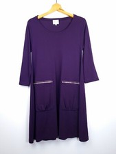 Masai Clothing Company Size M