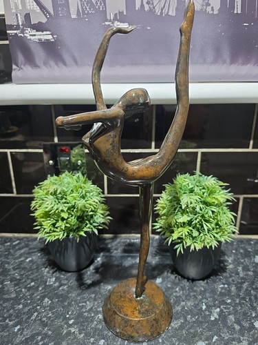 Bronze ballerina - bronze,