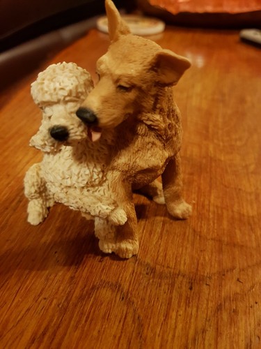 Resin dogs playtime - resin, by