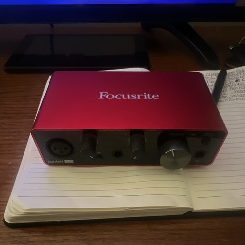 Focusrite scarlett solo 3rd - solo,