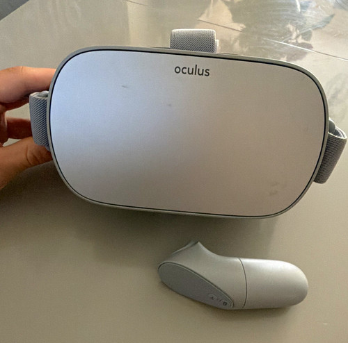 Oculus standalone vr - go,