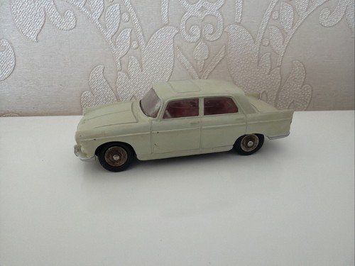 Vintage french 553 dinky - french,