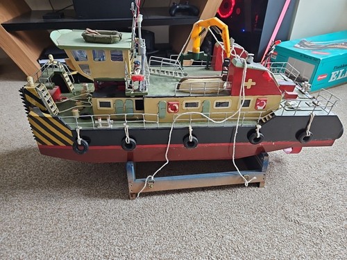 Hand built radio controled - ,
