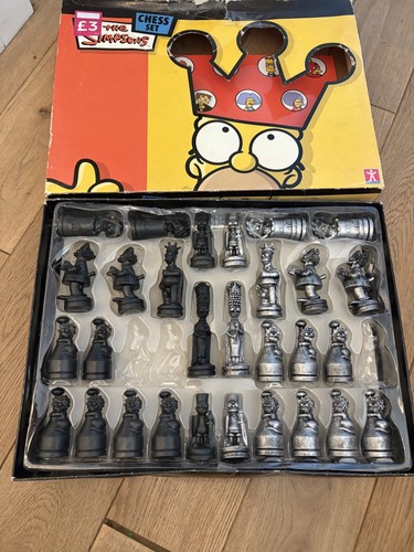 The simpsons chess set - simpsons,