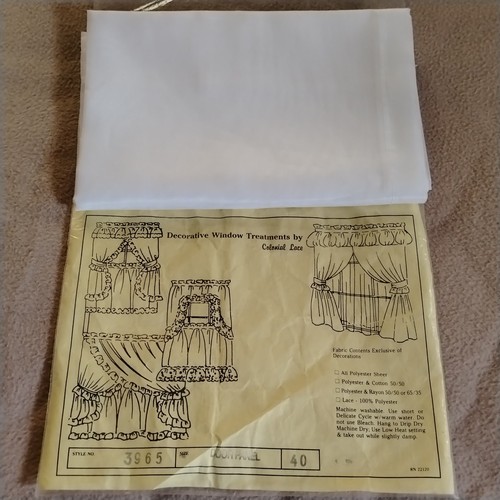 Vintage colonial lace - ​vintage,