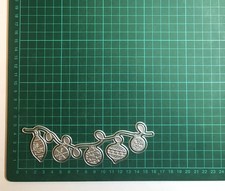 2pcs Decorative Bauble Garland