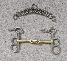 Neue Schule Tranz Angled