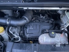 RENAULT TRAFIC 1.6 R9M 452