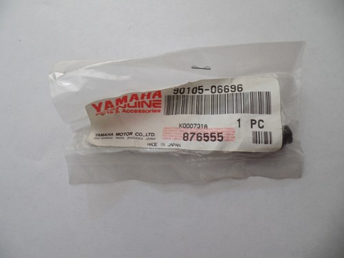Nos yamaha flange - bolt, 125