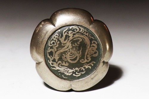 Japan antique netsuke - japan,