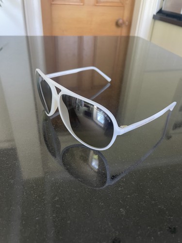 Porsche design p8595 cat 2 - porsche, b