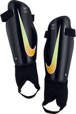 Nike Charge Shin Pads Large