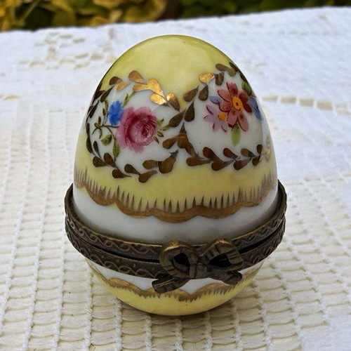 Porcelain floral hinged egg - porcelain,