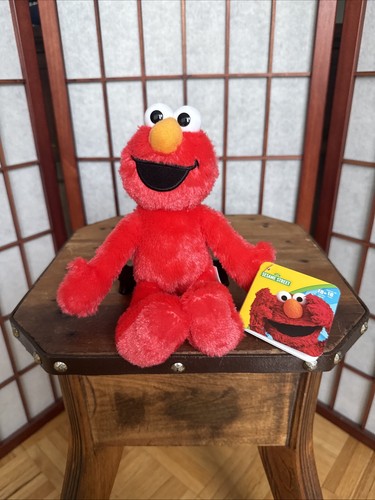 Elmo just play sesame - elmo,