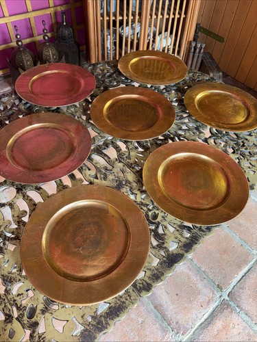 Gold coloured plastic - gold,