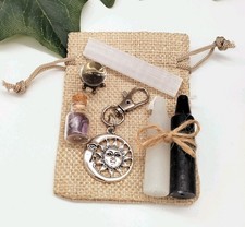 Miniature Witchcraft Magic Trinket Bag - Mini Spell Candles, Crystal Ball