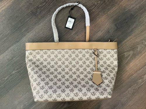 Brand new large dkny wendy - brand,