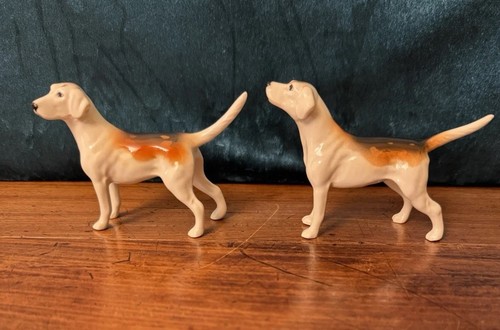 Beswick foxhounds model - 2,