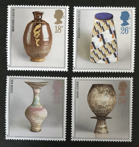 1987 studio pottery - studio, set