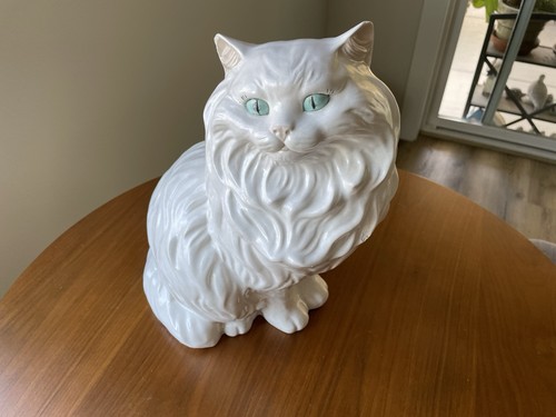 Vintage 1970s white porcelain - 1970s,