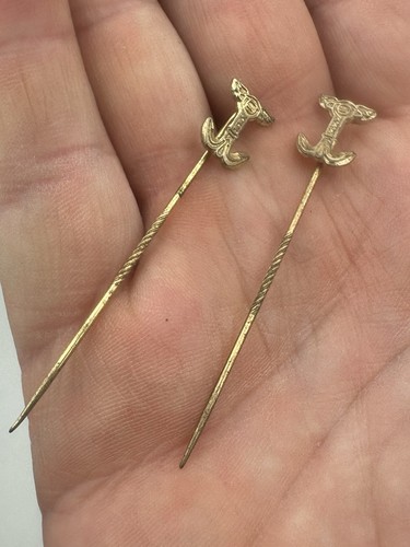 Vintage gold on silver - x,
