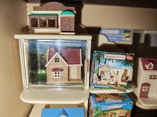 SYLVANIAN FAMILIES TOY SHOP