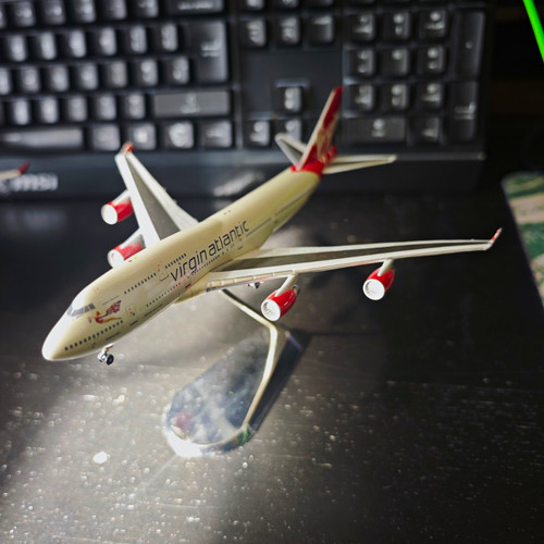 Virgin atlantic boeing - virgin,