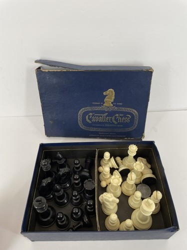 Vintage 1967 cavalier chess - vintage,