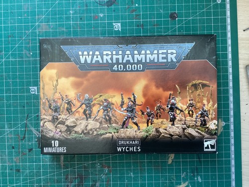 Warhammer 000 dark - 40,000,
