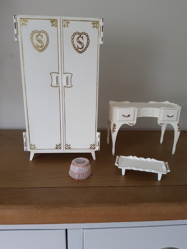 Vintage sindy furniture - sindy,