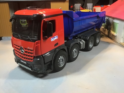 Bruder mercedes benz dump - bruder, mercedes-benz